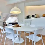 Guesthost - Dimora Alta Vista - Seaview & Parking Apartament