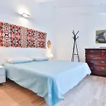 Guesthost - Dimora Alta Vista - Seaview & Parking *