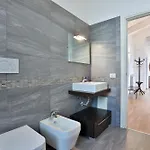 Apartament Guesthost - Dimora Alta Vista - Seaview & Parking