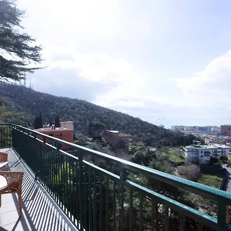 Guesthost - Dimora Alta Vista - Seaview & Parking