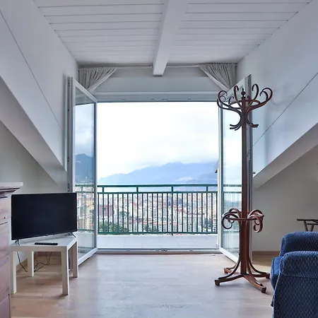 Guesthost - Dimora Alta Vista - Seaview & Parking